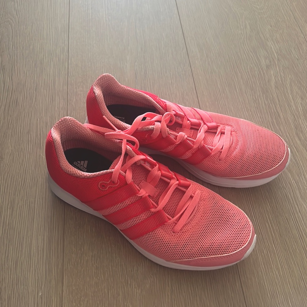 Adidas coral running shoes 7.5 US